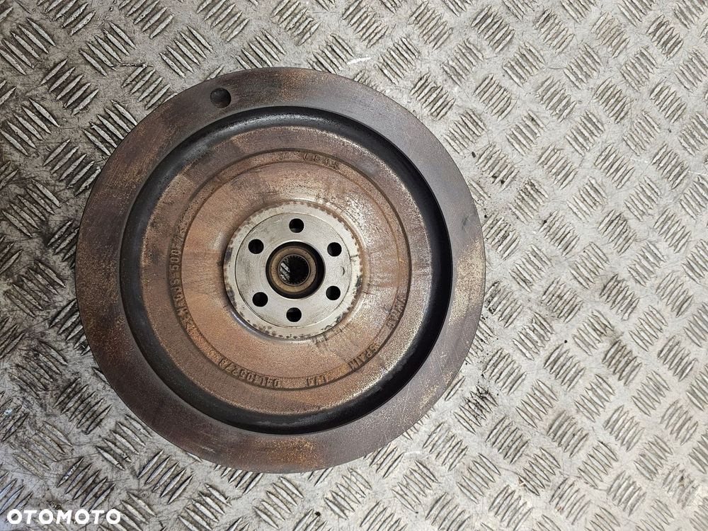 Volkswagen OE 04L141015D zestaw sprzęgieł - 2