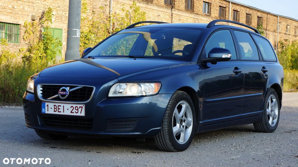 Volvo V50 D2 Momentum - 4
