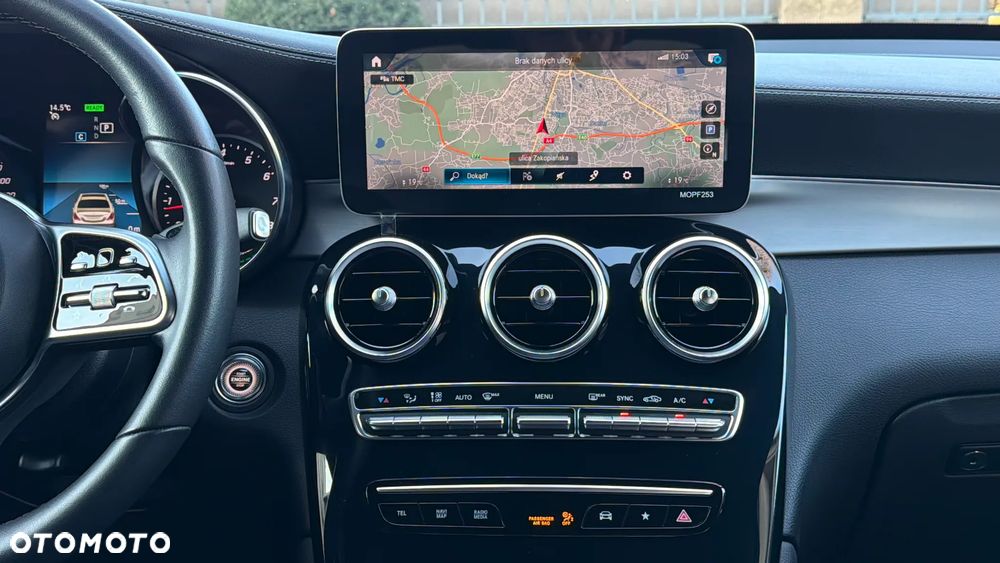 Mercedes-Benz GLC - 29