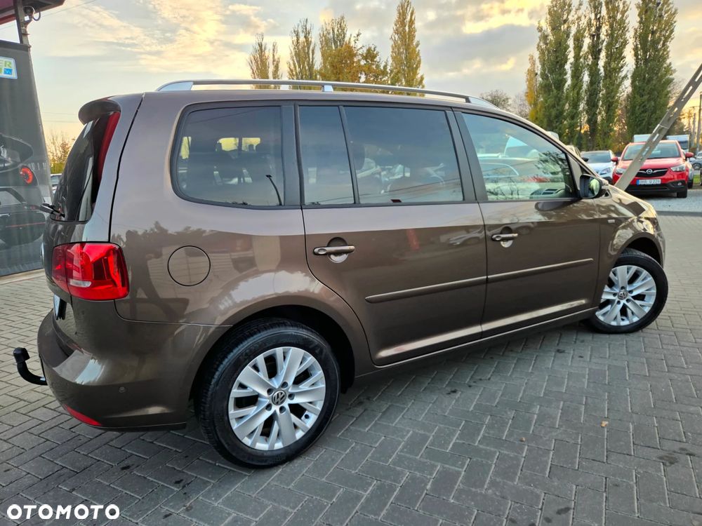 Volkswagen Touran 2.0 TDI DPF DSG Highline - 16