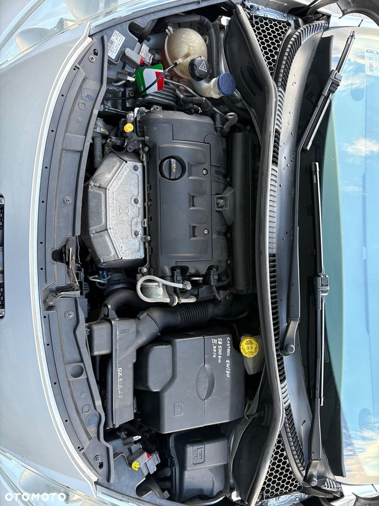 Peugeot 207 1.4 16V Trendy - 13