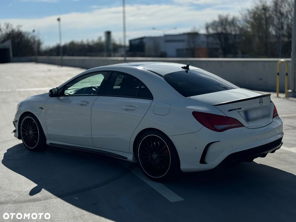 Mercedes-Benz CLA AMG 45 4Matic 7G-DCT - 4