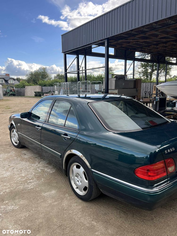 Mercedes-Benz Klasa E 290 T TD Elegance - 5