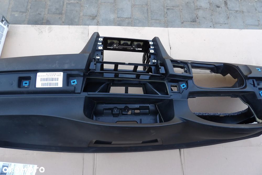 BMW - E90,E91 - DESKA ROZDZIELCZA - KOKPIT - KONSOLA - POD NAWIGACJĘ - PODUSZKA KIEROWCY I PASAŻERA - NAPINACZE - DEMONTAŻ - ORYGINAŁ - 9120325 - 5