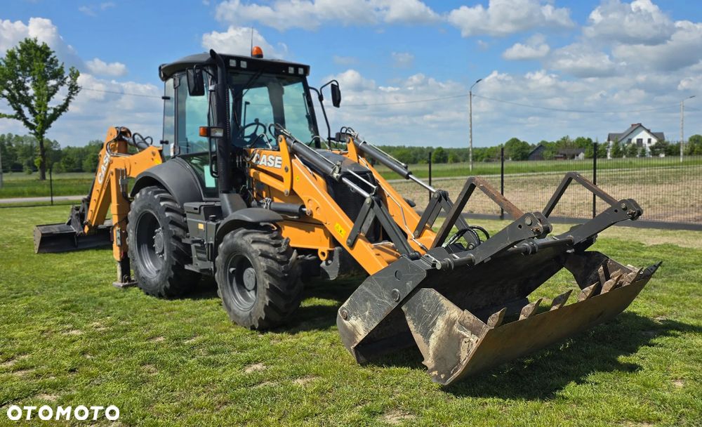 Case 580 ST - 23