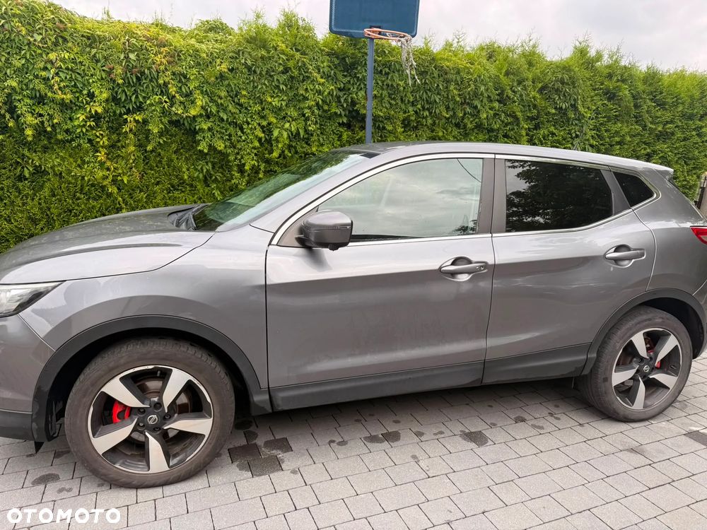 Nissan Qashqai 1.6 DIG-T 360 - 2
