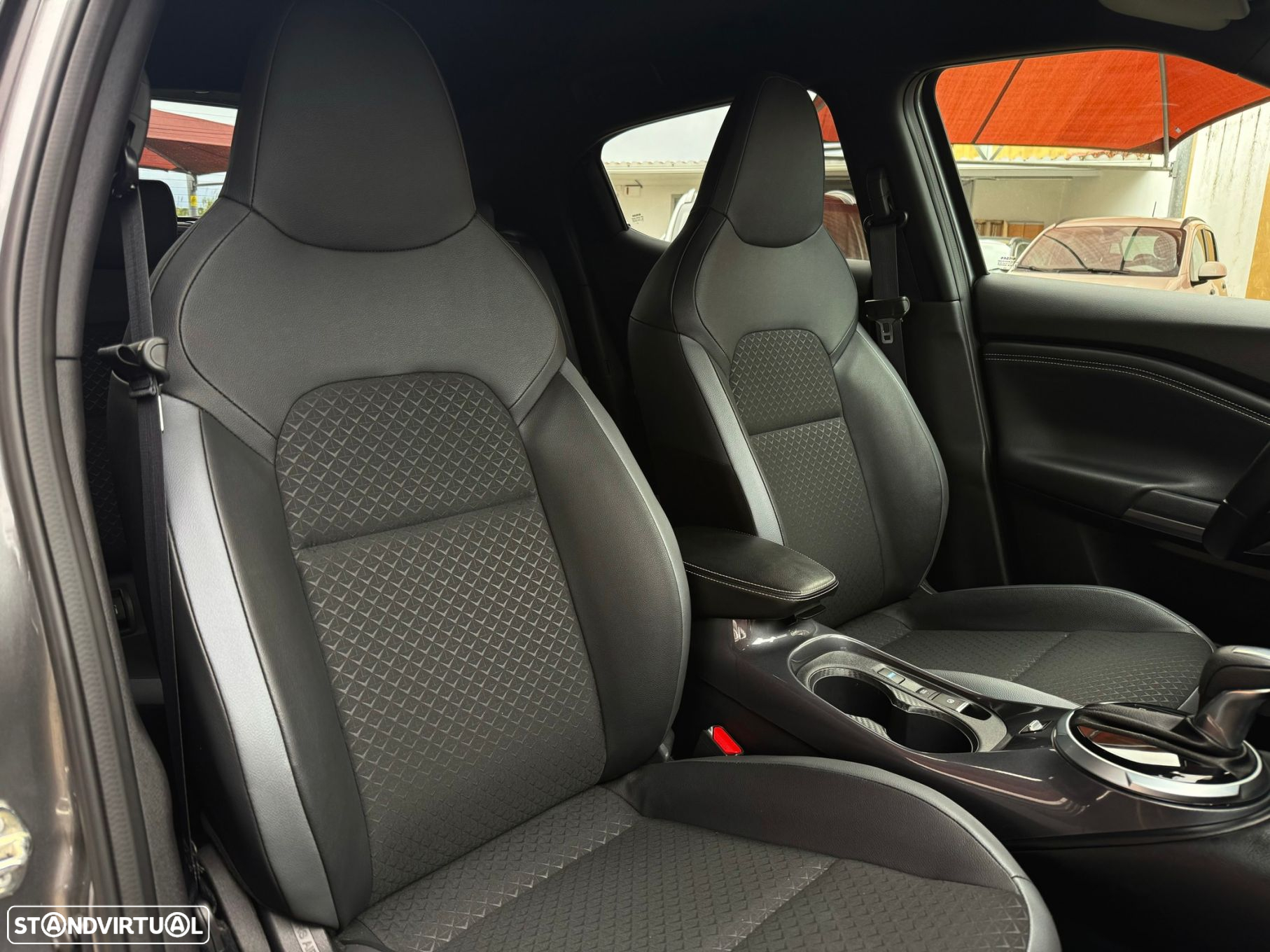 Nissan Juke 1.6 Hybrid N-Design Silver - 8