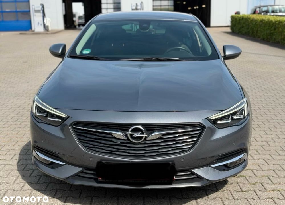 Opel Insignia 2.0 T 4x4 GSi S&S - 8