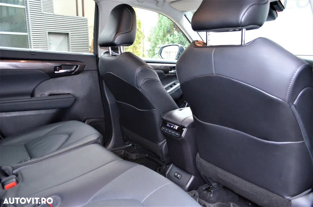Toyota Highlander - 11