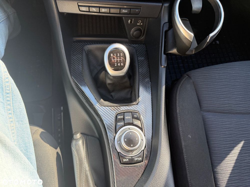 BMW X1 sDrive18d - 22