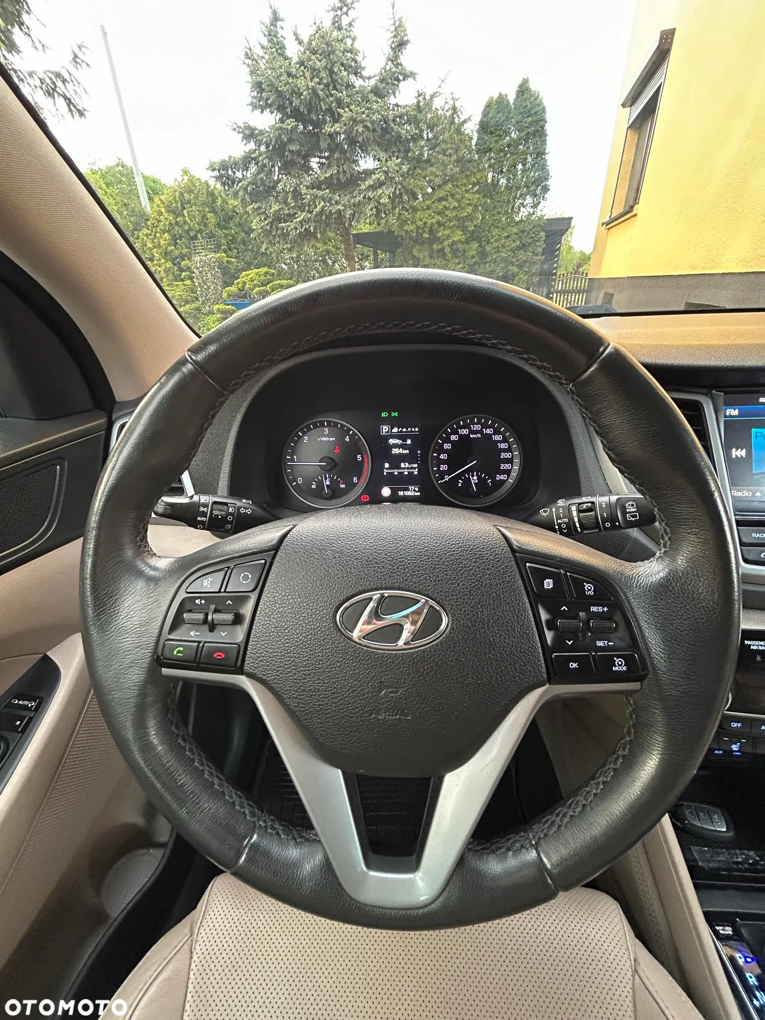 Hyundai Tucson 1.7 CRDI BlueDrive Premium 2WD DCT - 11