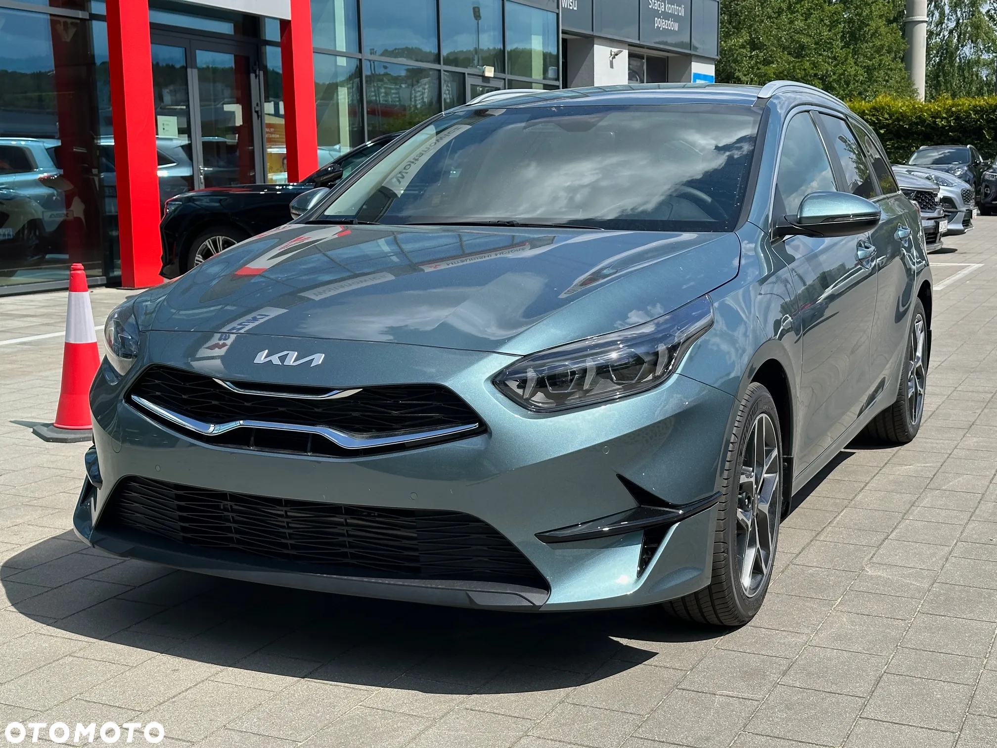 Kia Ceed 1.5 T-GDI Tribute DCT - 4