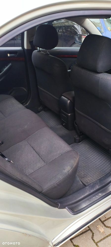 Toyota Avensis 2.0 VVT-i Prestige - 16