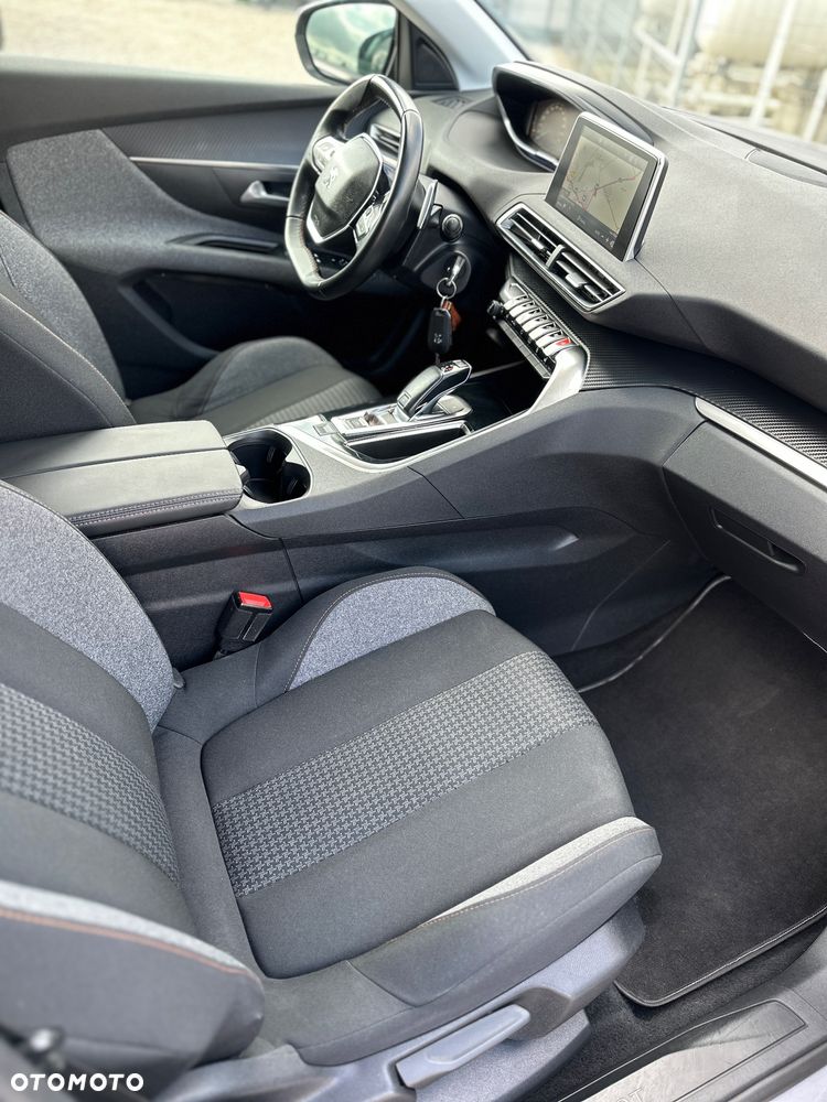 Peugeot 5008 1.6 BlueHDi Style 7os - 7