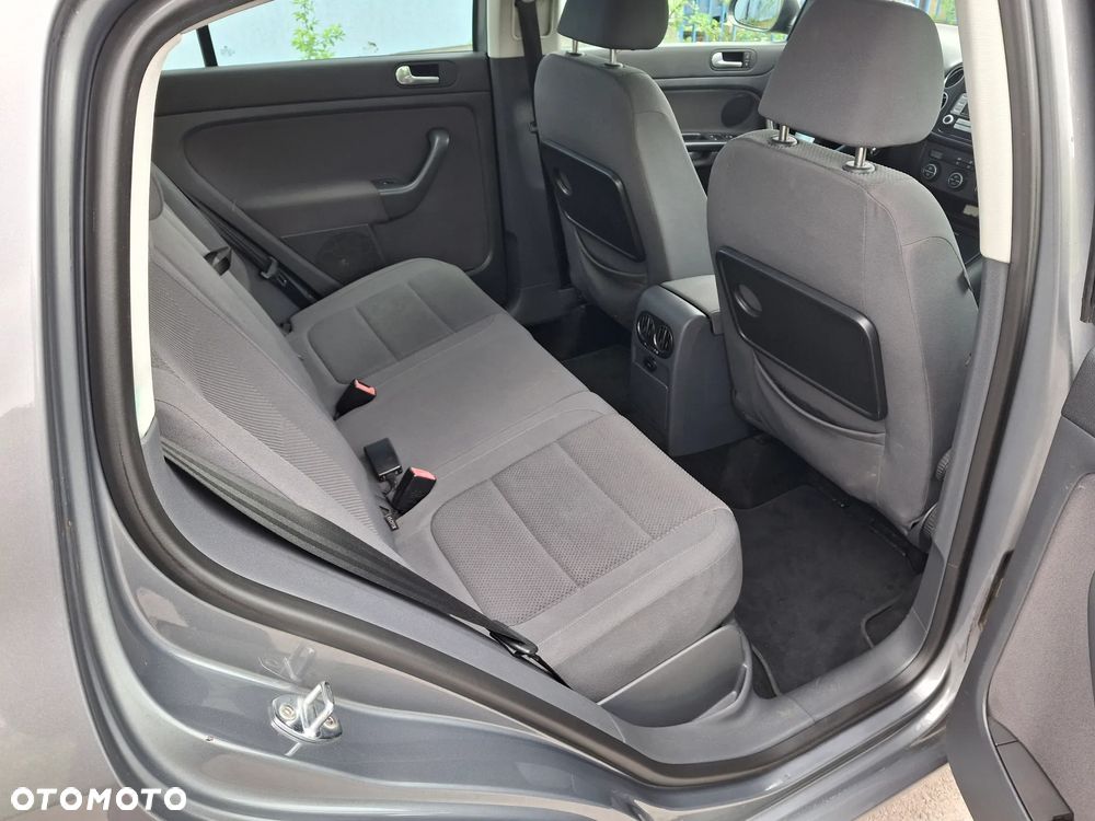 Volkswagen Golf Plus 1.6 Comfortline - 11