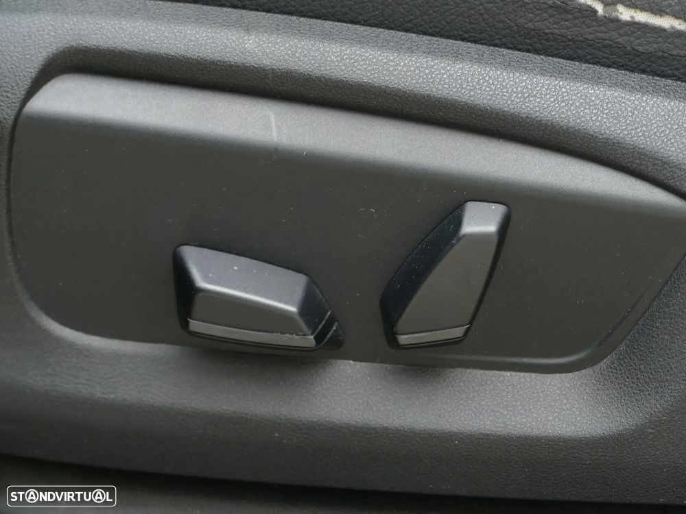BMW X5 25 d xDrive - 29