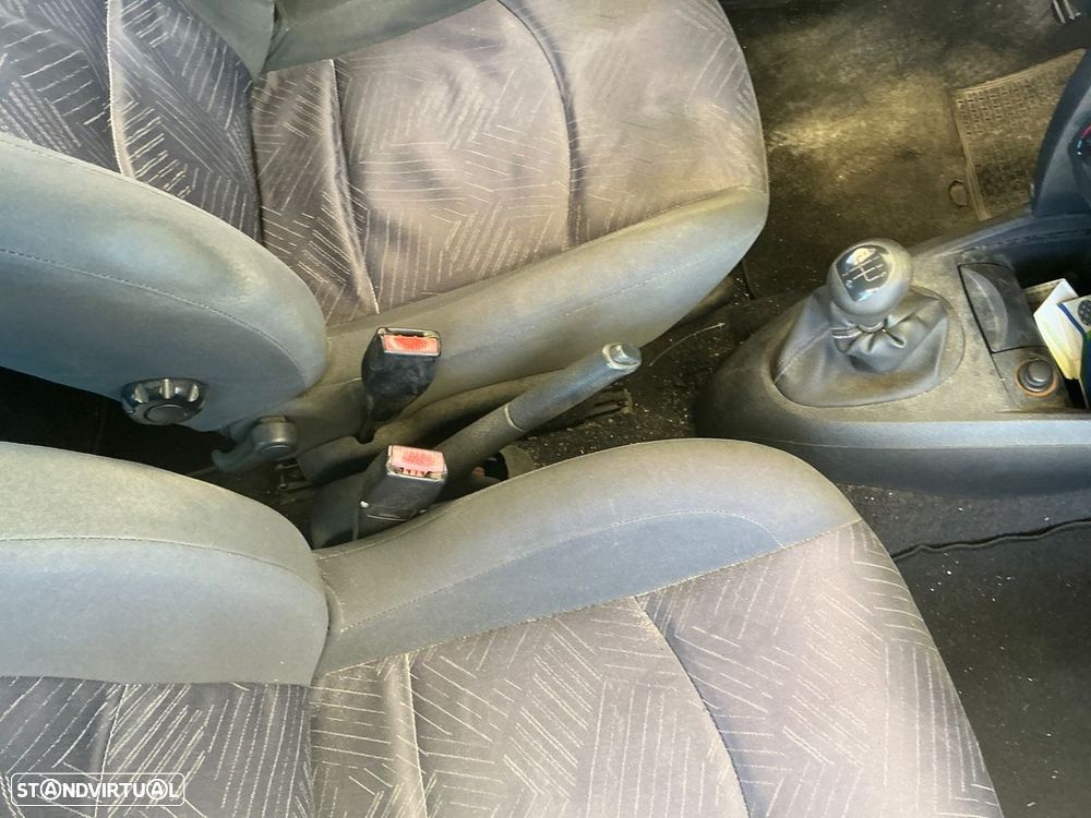 Renault Clio 1.2 16V Dynamique - 29