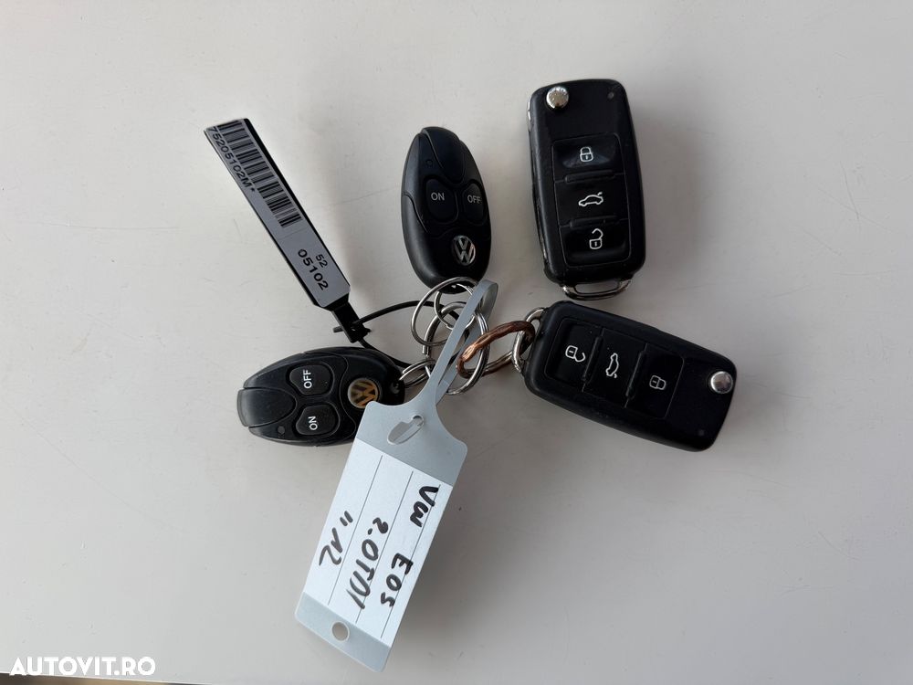 Volkswagen Eos 2.0 TDI DPF DSG BlueMotion Technology Exclusive - 32