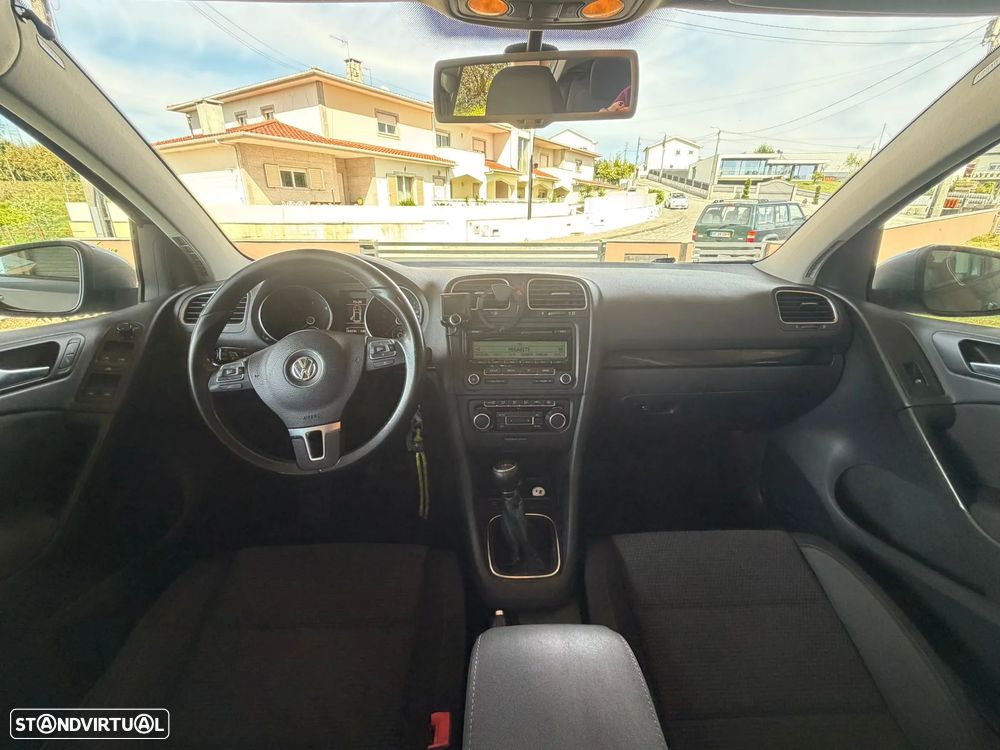 VW Golf 2.0 TDi Confortline - 11