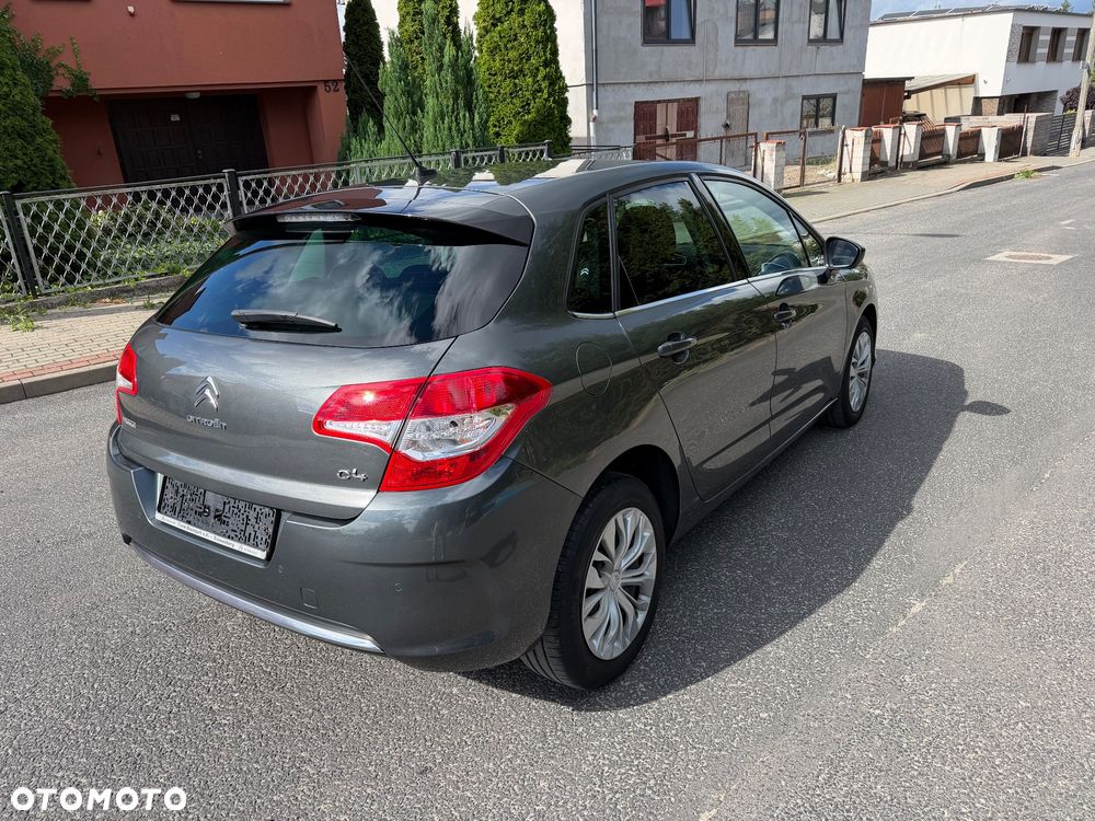 Citroën C4 e-HDi 110 Selection - 6