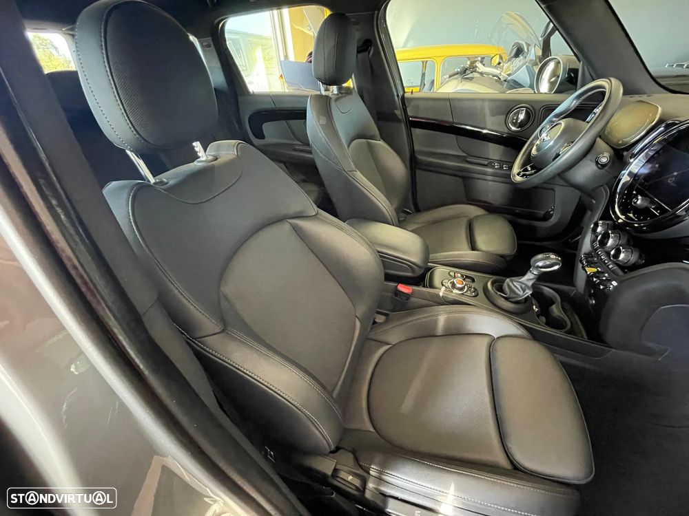 MINI Countryman Cooper SE ALL4 Auto - 10