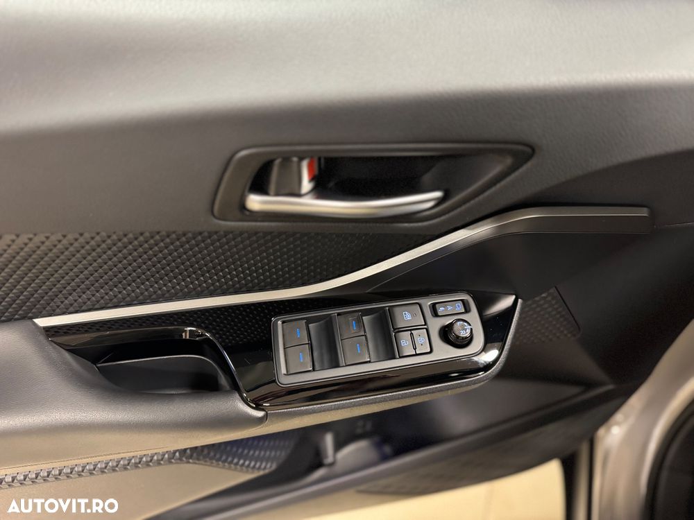 Toyota C-HR 1.8 HSD 122 CP 4x2 CVT C-lassy bi-tone - 21