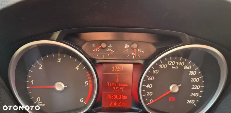 Ford Galaxy 2.0 TDCi Platinium X (Ghia) - 13