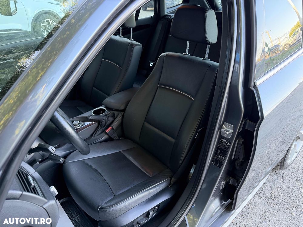BMW X1 sDrive20d xLine - 14