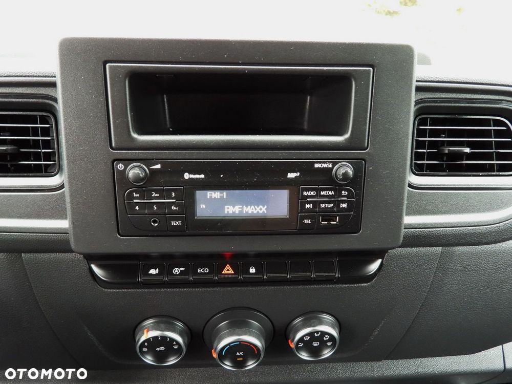 Renault MASTER CHŁODNIA KONTENER 1*C LEDY KLIMATYZACJA  165KM - 35