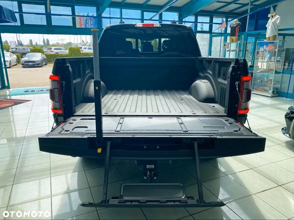 Ford F150 - 6