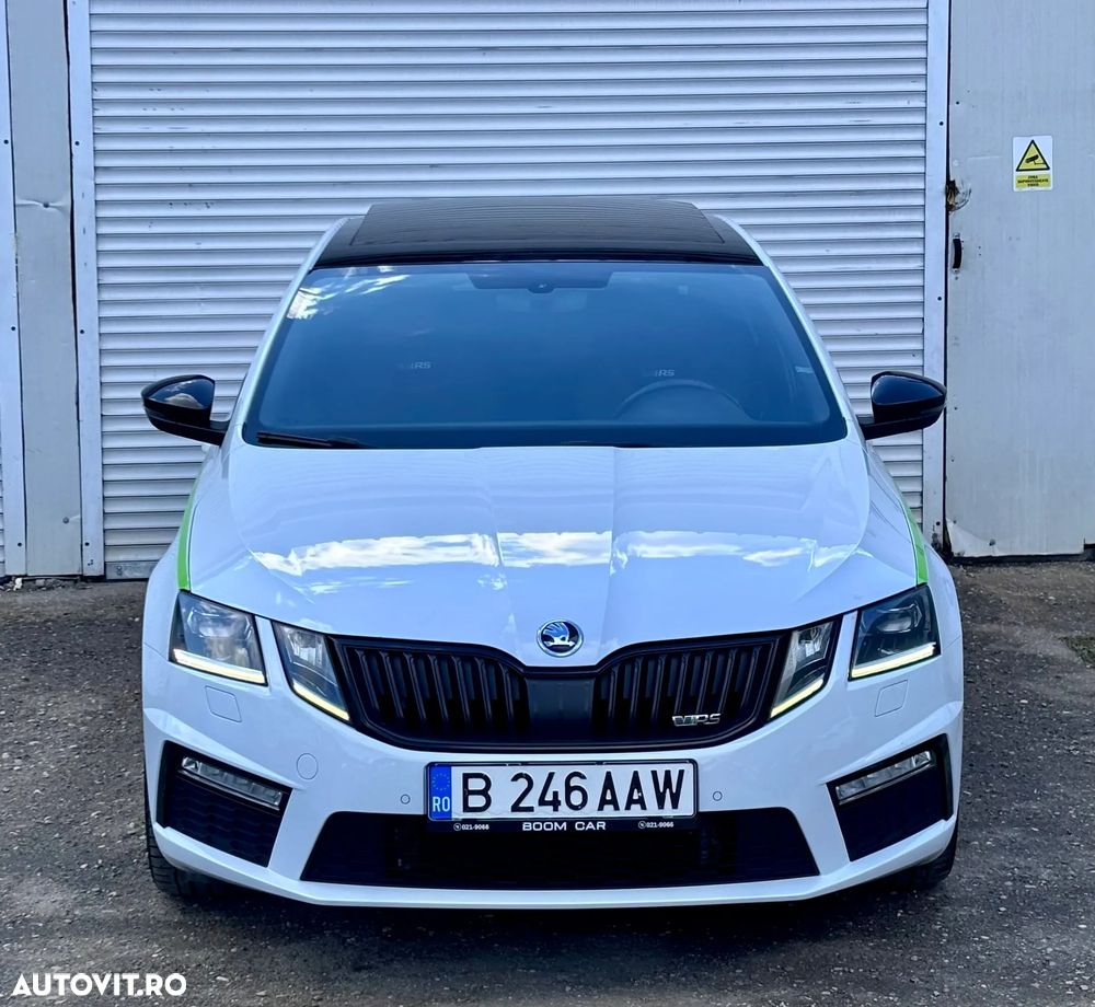 Skoda Octavia 2.0 TDI DSG RS - 6