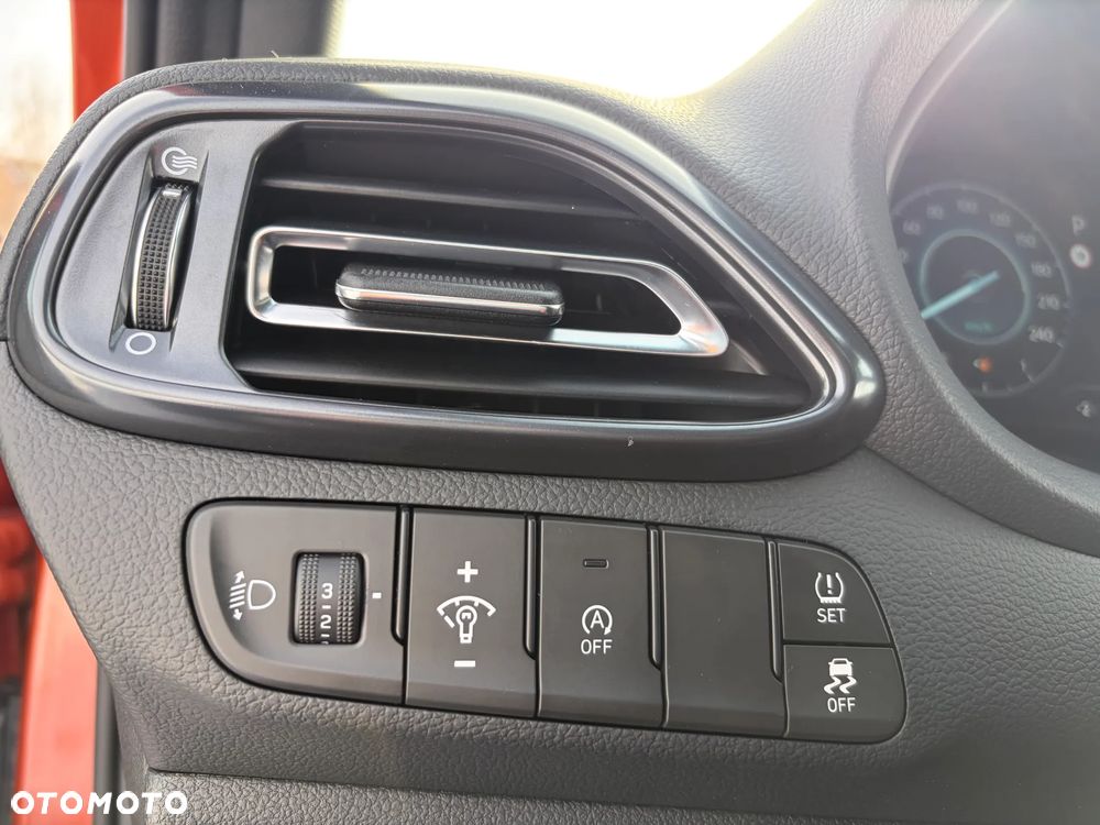 Hyundai i30 - 14