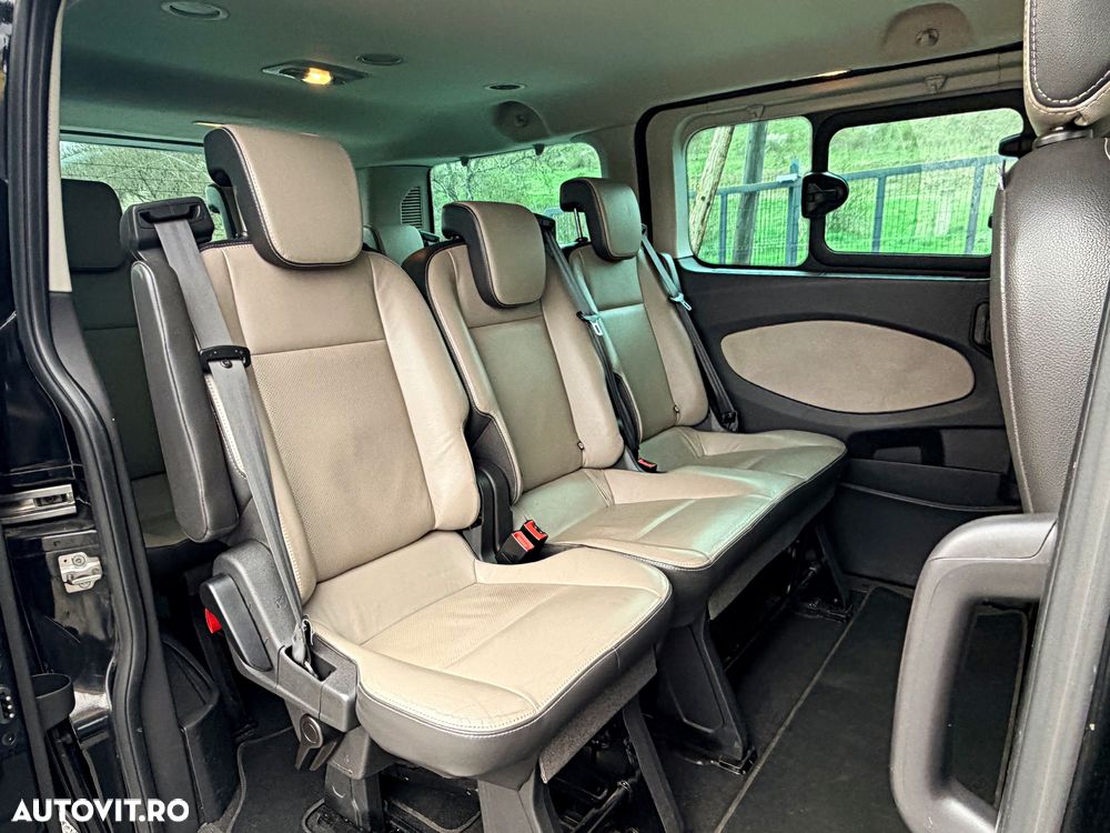 Ford Tourneo Custom 300 L2H1 VA Titanium - 17