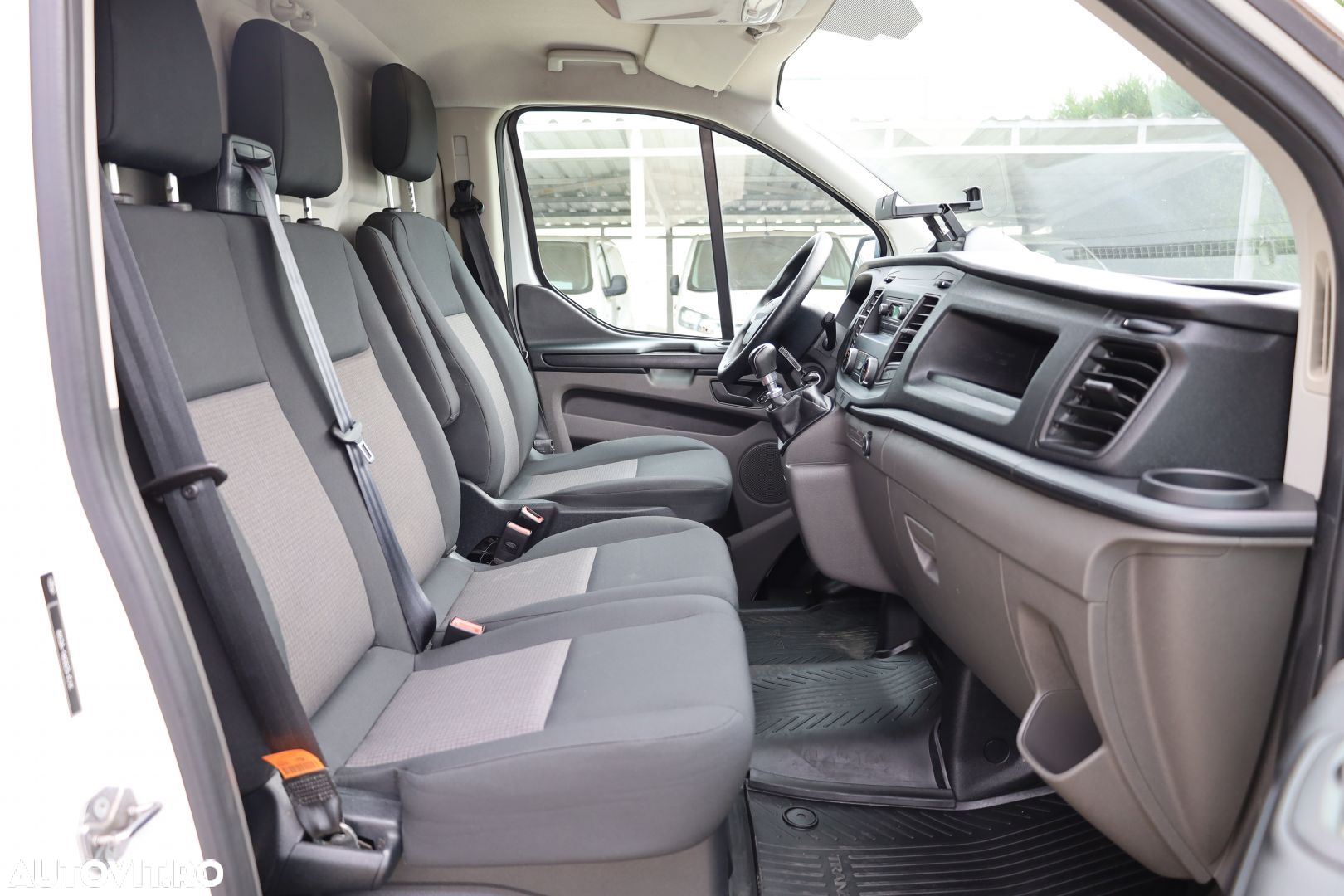 Ford Transit Custom L2H1 2.0 108CP - 12