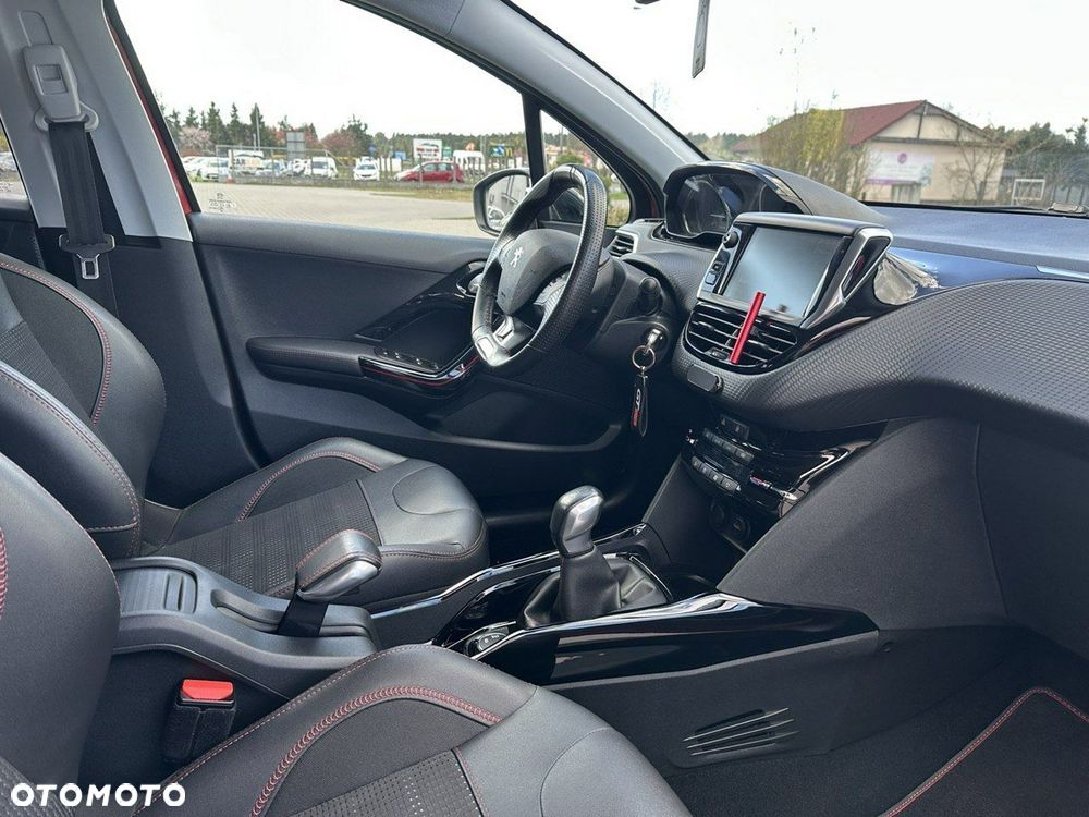 Peugeot 2008 PureTech 110 Stop&Start GT-Line Edition - 17