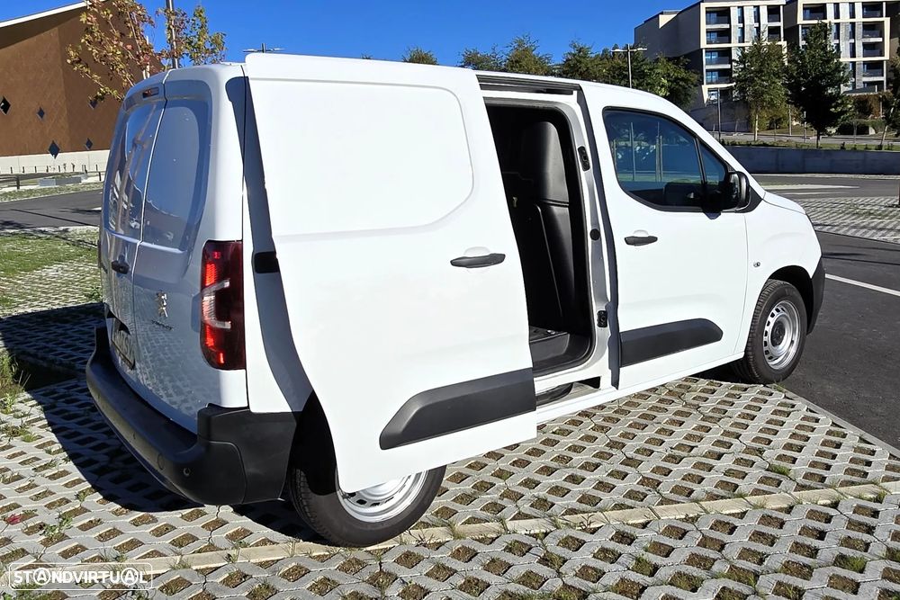 Peugeot PARTNER STANDARD 1.5 BLUEHDI 100 3P - 45