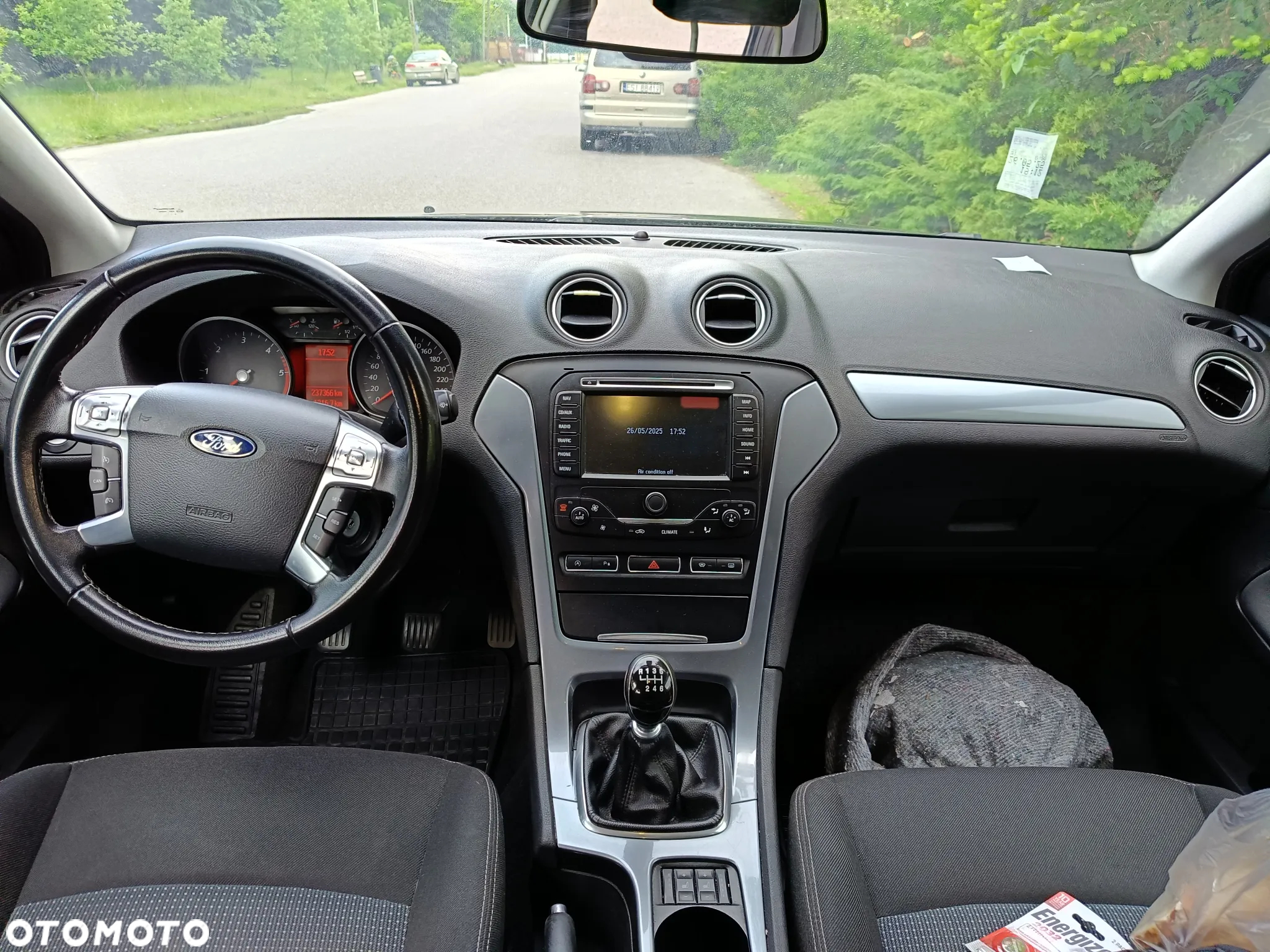 Ford Mondeo - 8