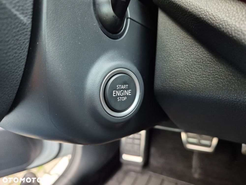 Skoda Octavia 1.5 TSI mHEV Sportline DSG - 25
