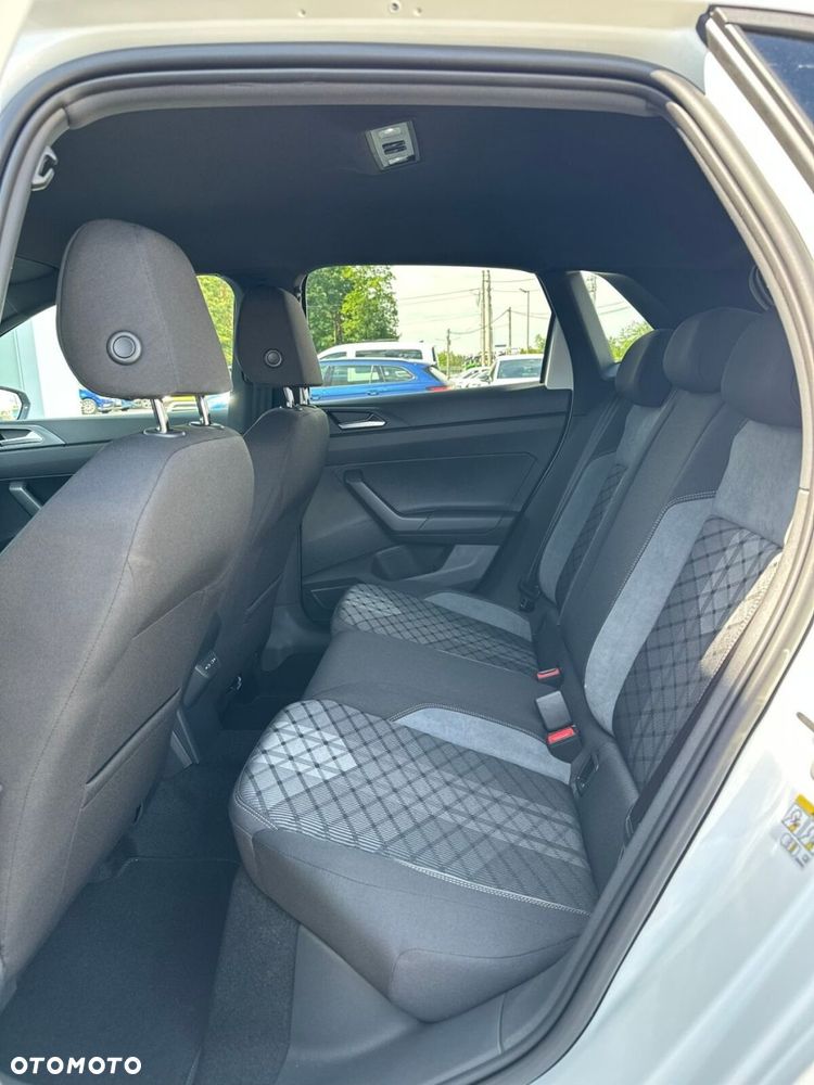 Volkswagen Polo 1.0 TSI R-Line Plus DSG - 14
