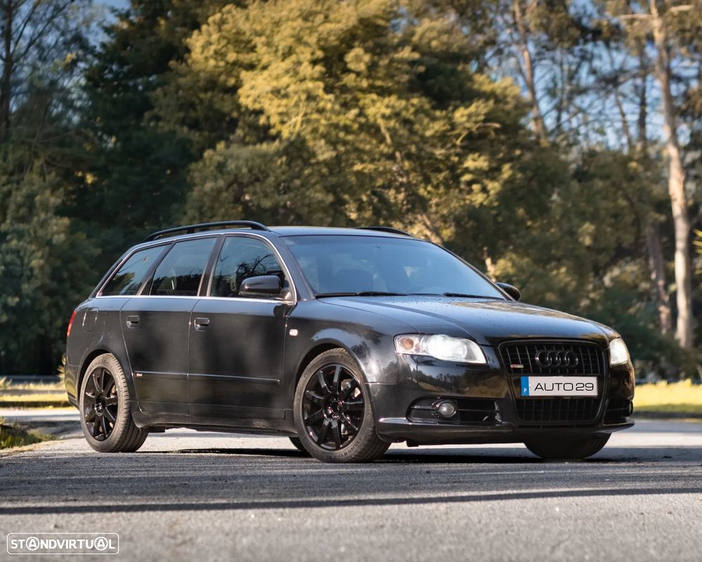 Audi A4 Avant 2.0 TDi S-line - 1