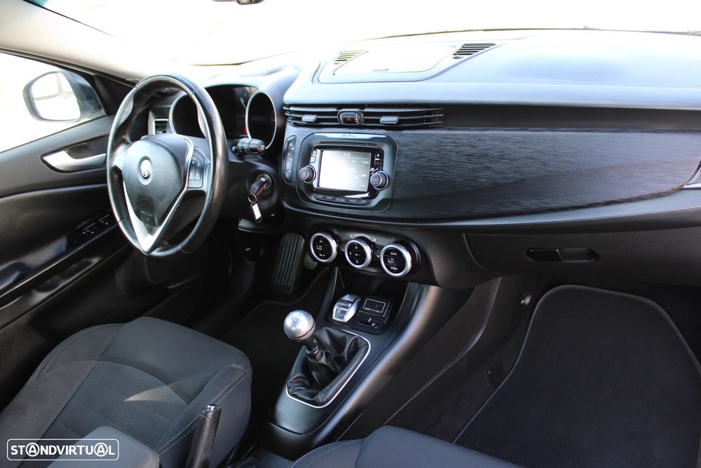 Alfa Romeo Giulietta - 16