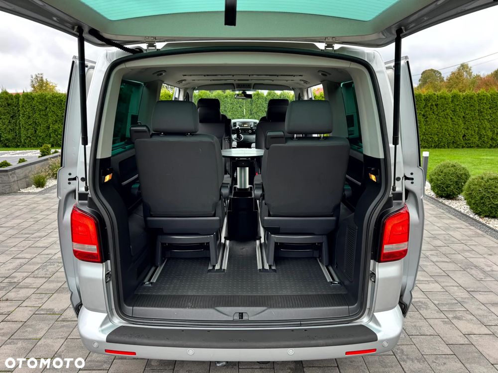 Volkswagen Multivan - 22