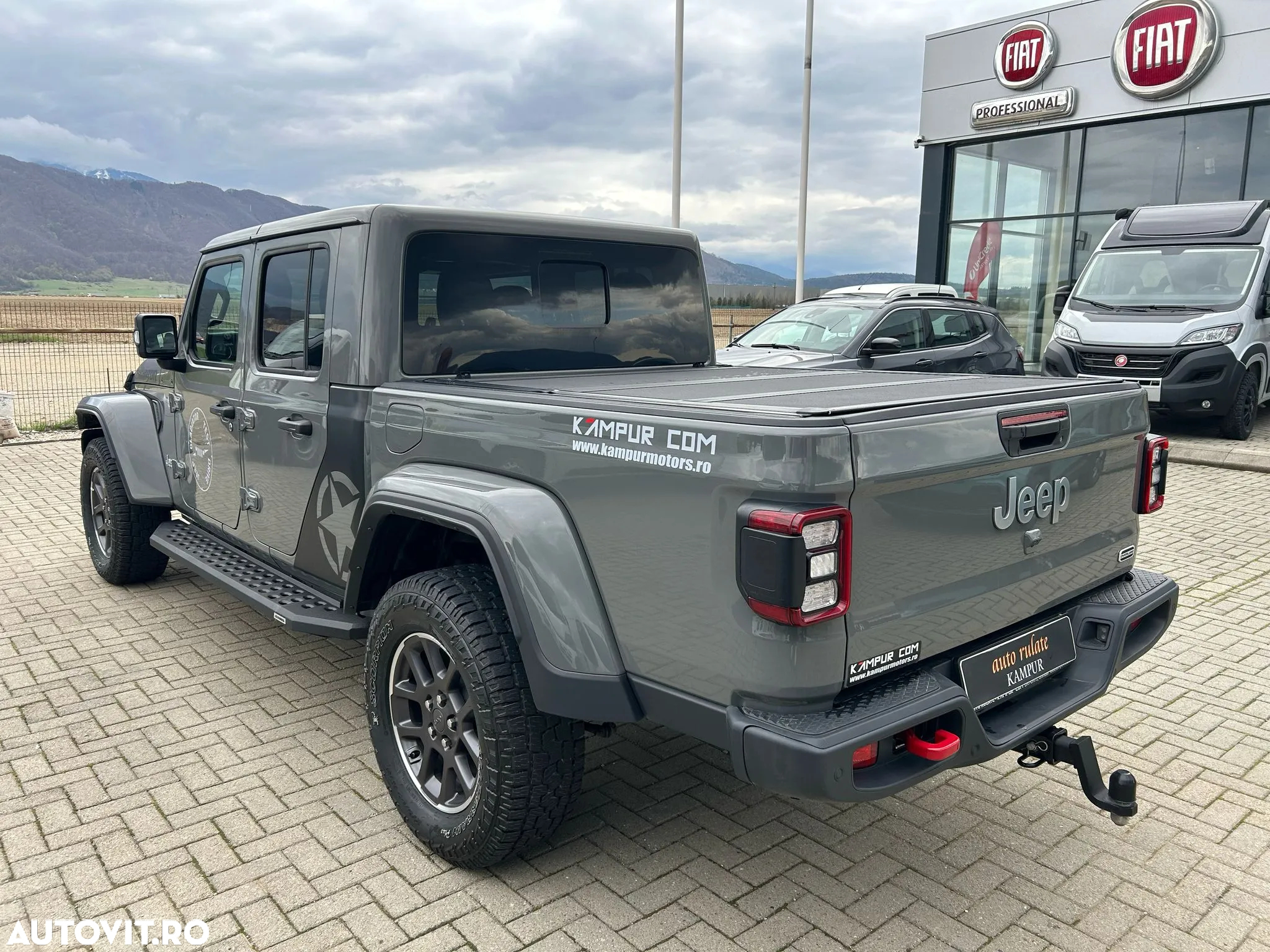 Jeep Gladiator 3.0L V6 Diesel AT8 4x4 264 CP Overland - 5