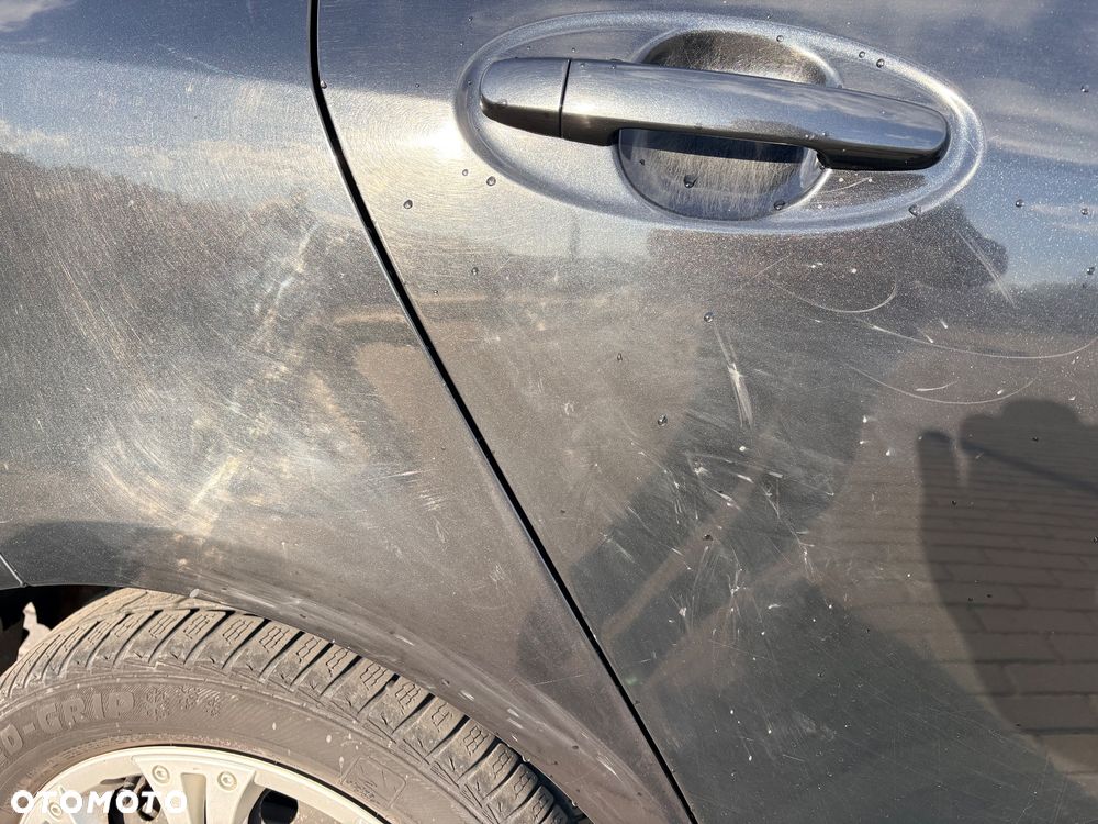 Toyota Yaris 1.3 Sol - 6