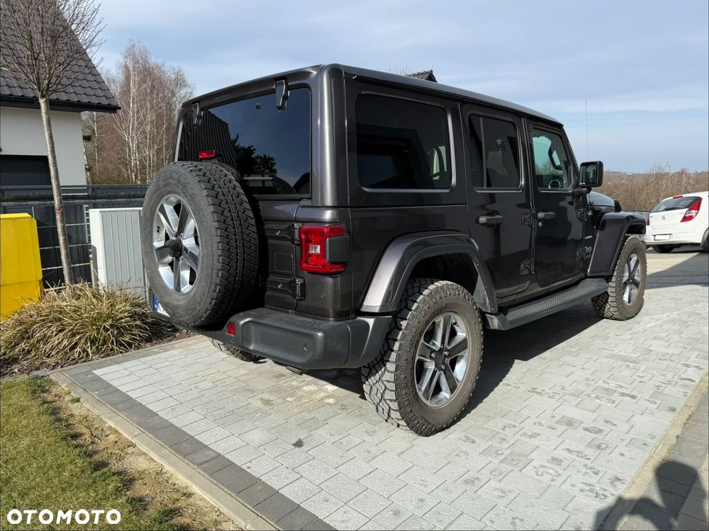Jeep Wrangler Unlimited 3.6 Automatik Sahara - 3