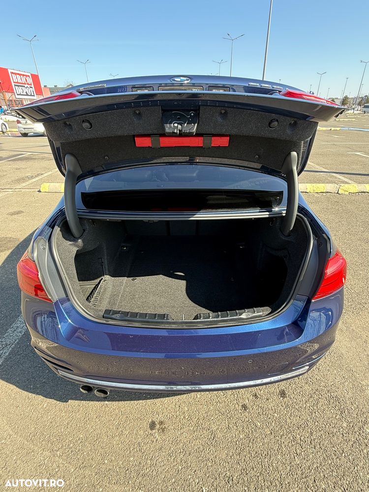 BMW Seria 3 330i xDrive AT Luxury Line - 18