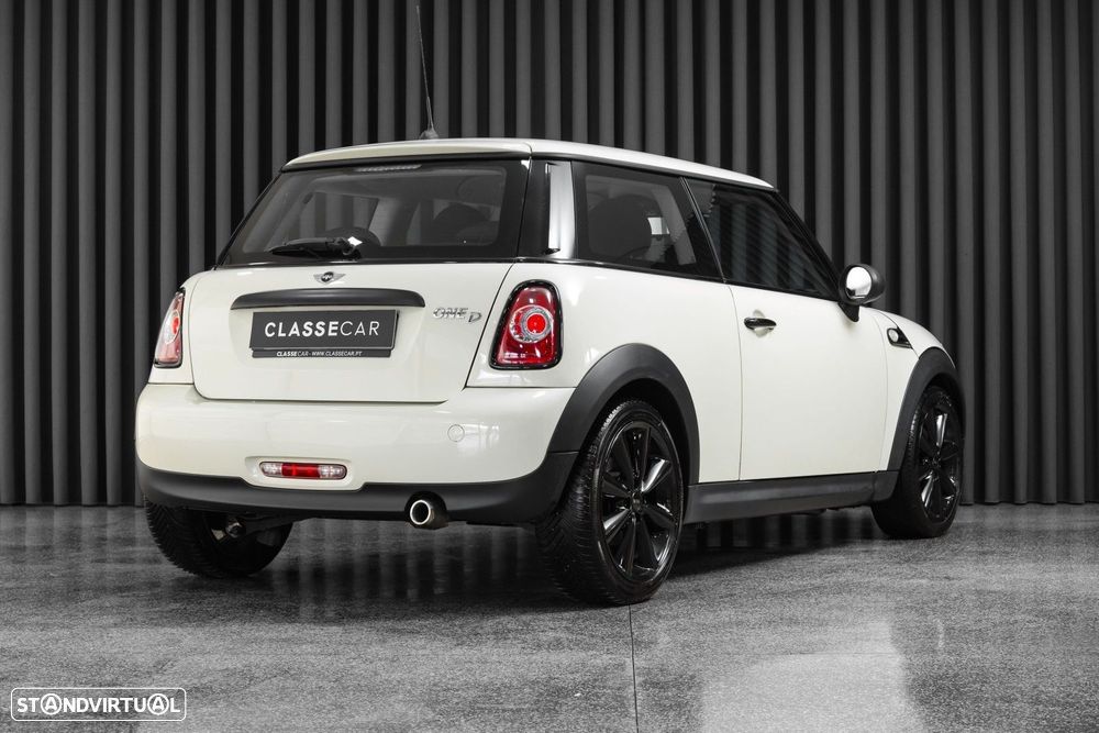 MINI 3 Portas One D - 3