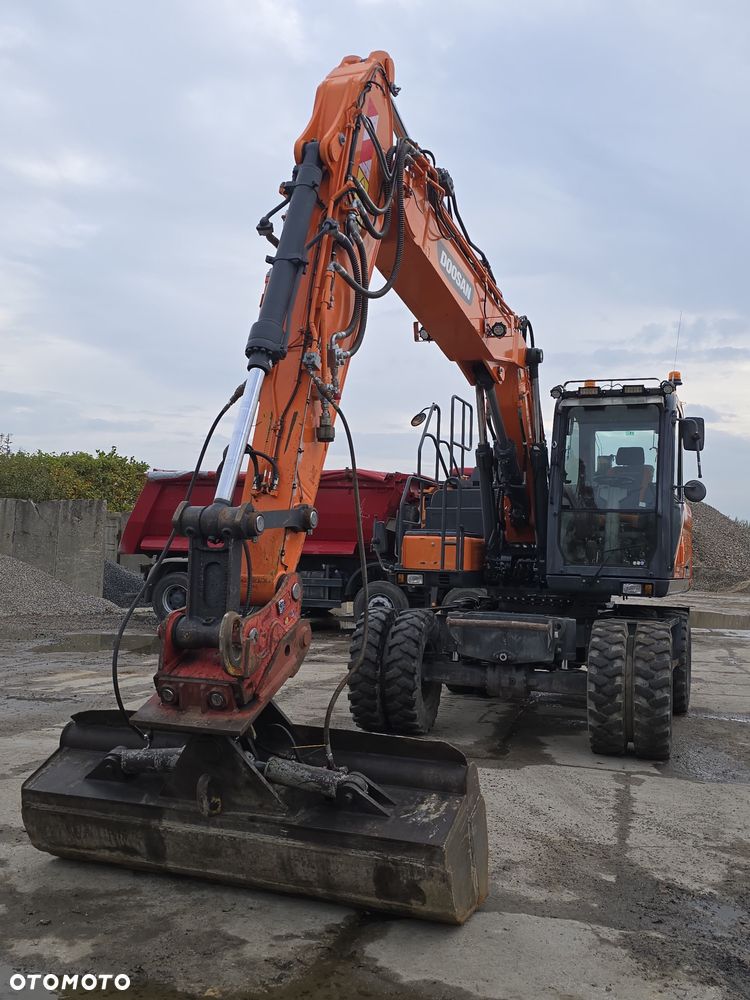 Doosan 140 w5 - 9