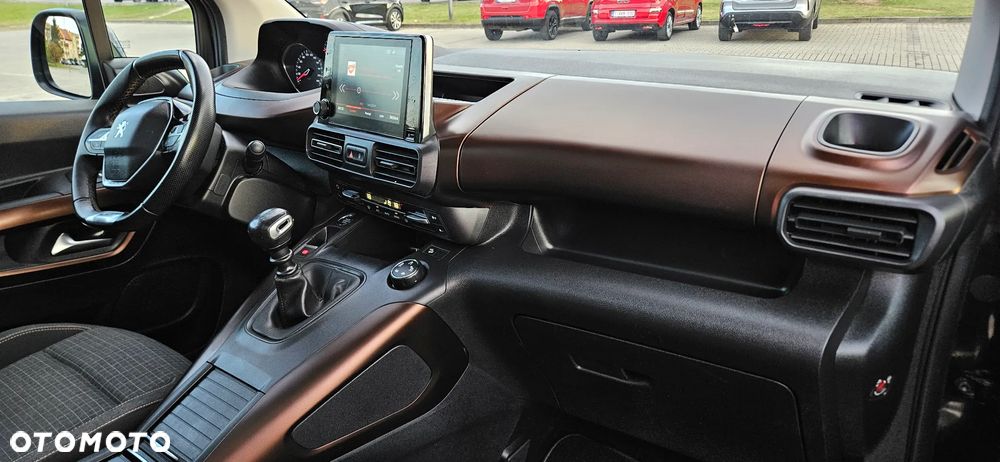 Peugeot Rifter 1.2 PureTech GT Line S&S - 9