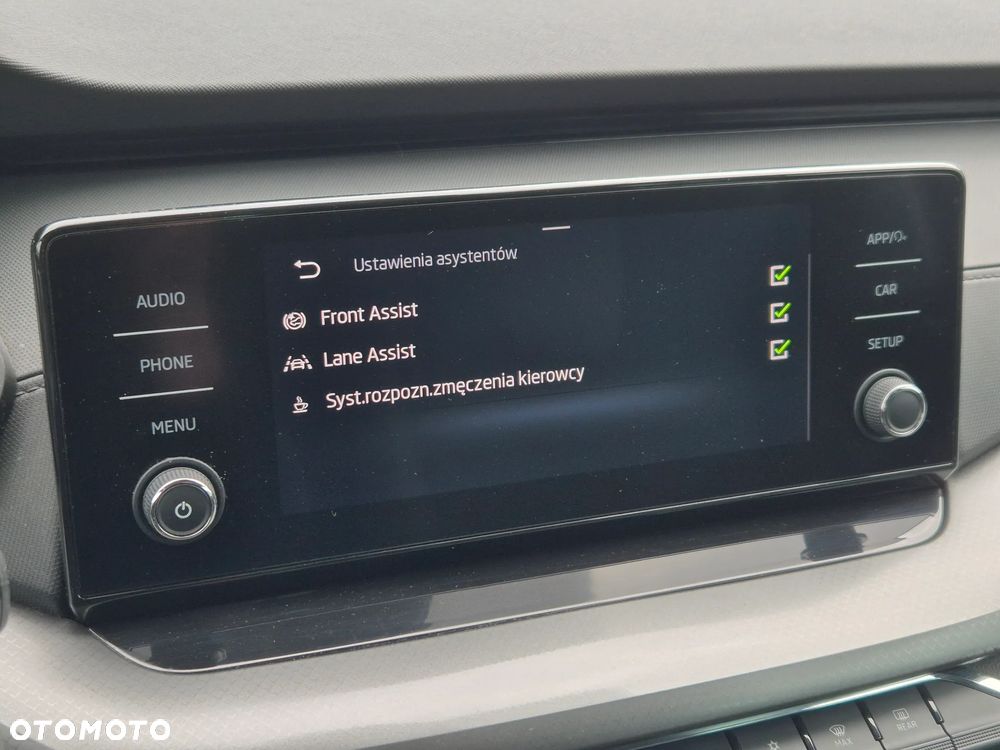 Skoda Octavia ver-1-5-tsi-e--tec-ambition-dsg - 15